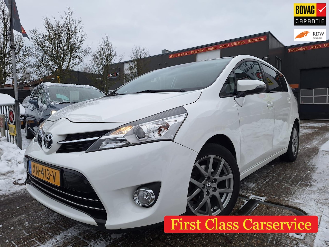 Toyota Verso - 1.6 VVT-i Business | Panoramadak | LM | Trekhaak - AutoWereld.nl