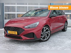 Hyundai i30 CW - I30cw 1.5 T-GDI MHEV NLINE *NL-auto* winterbanden set