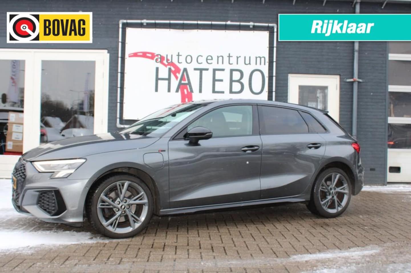 Audi A3 - 45TFSIe S-Line Edit.Camera ADCR Climate Apple Blackline 18LM Nw.st - AutoWereld.nl