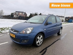 Ford Fiesta - 1.3-8V Futura AIRCO 2DE EIG NAP APK ZEER NETJES