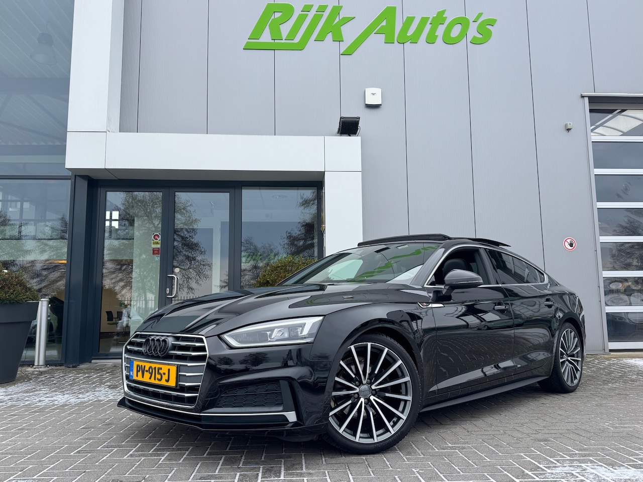 Audi A5 Sportback - 35 TFSI 3x S-Line * Panoramadak * Virtual Cockpit * Trekhaak - AutoWereld.nl