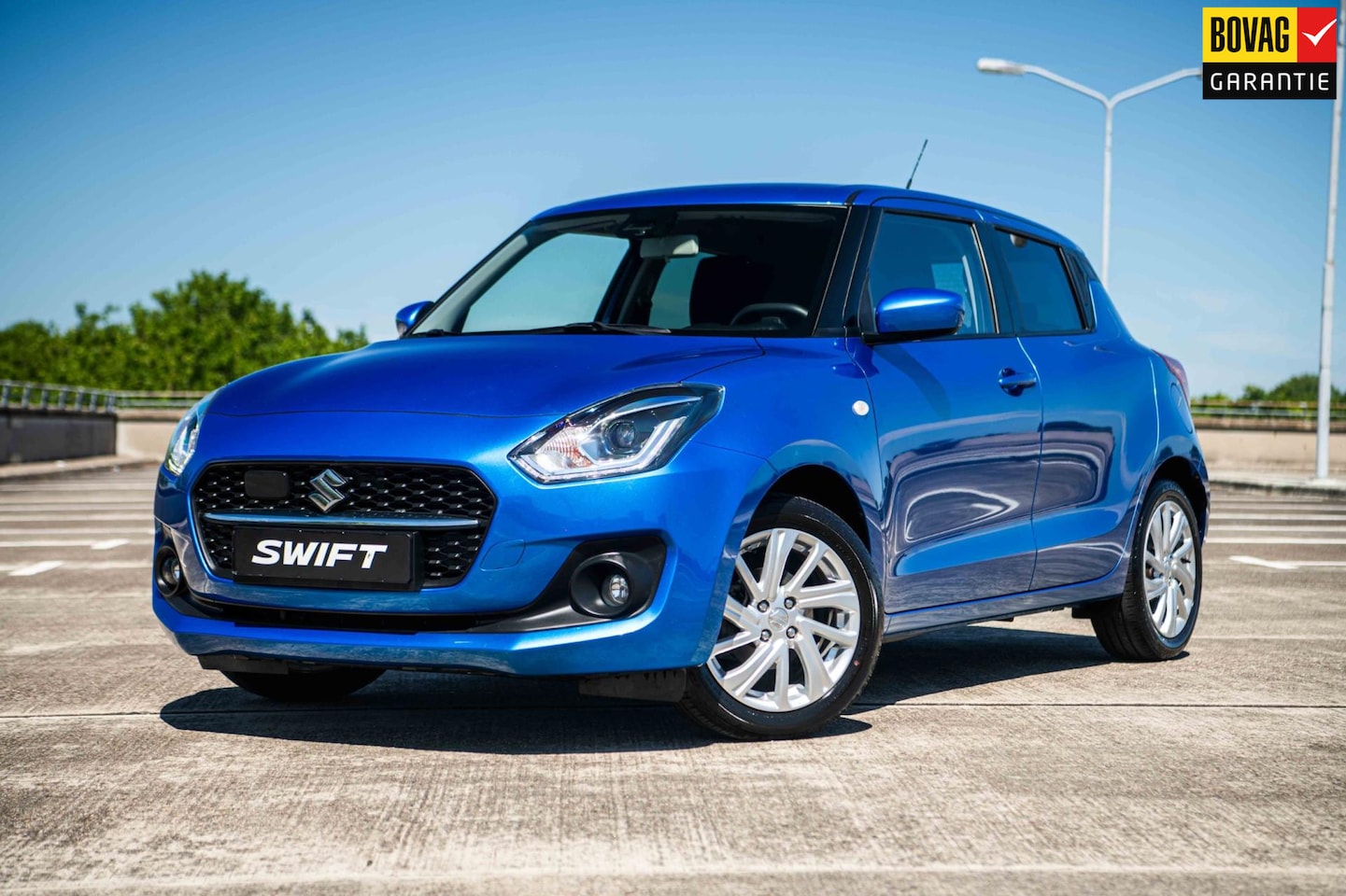 Suzuki Swift - 1.2 Select Smart Hybrid| Airco | Adaptieve Cruise Control | Camera | Stoelverwarming | - AutoWereld.nl