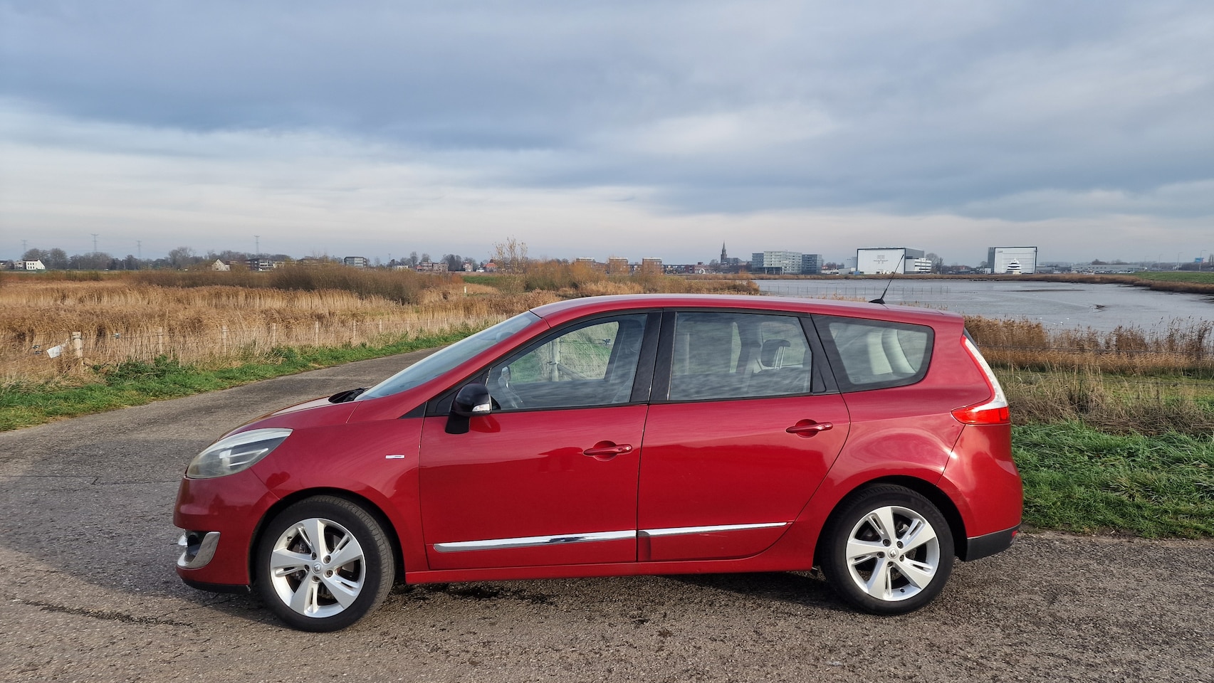 Renault Grand Scénic - 1.2 TCe Bose - AutoWereld.nl