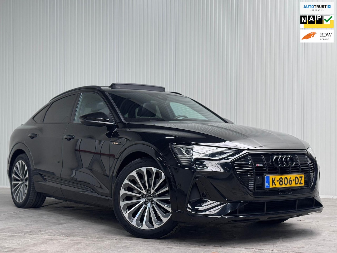 Audi e-tron Sportback - 55 quattro S-LINE SOH 93.4% l B&O l SFEER l PANO l KEYLESS l TREKHAAK l CAMERA l CARPLAY l - AutoWereld.nl