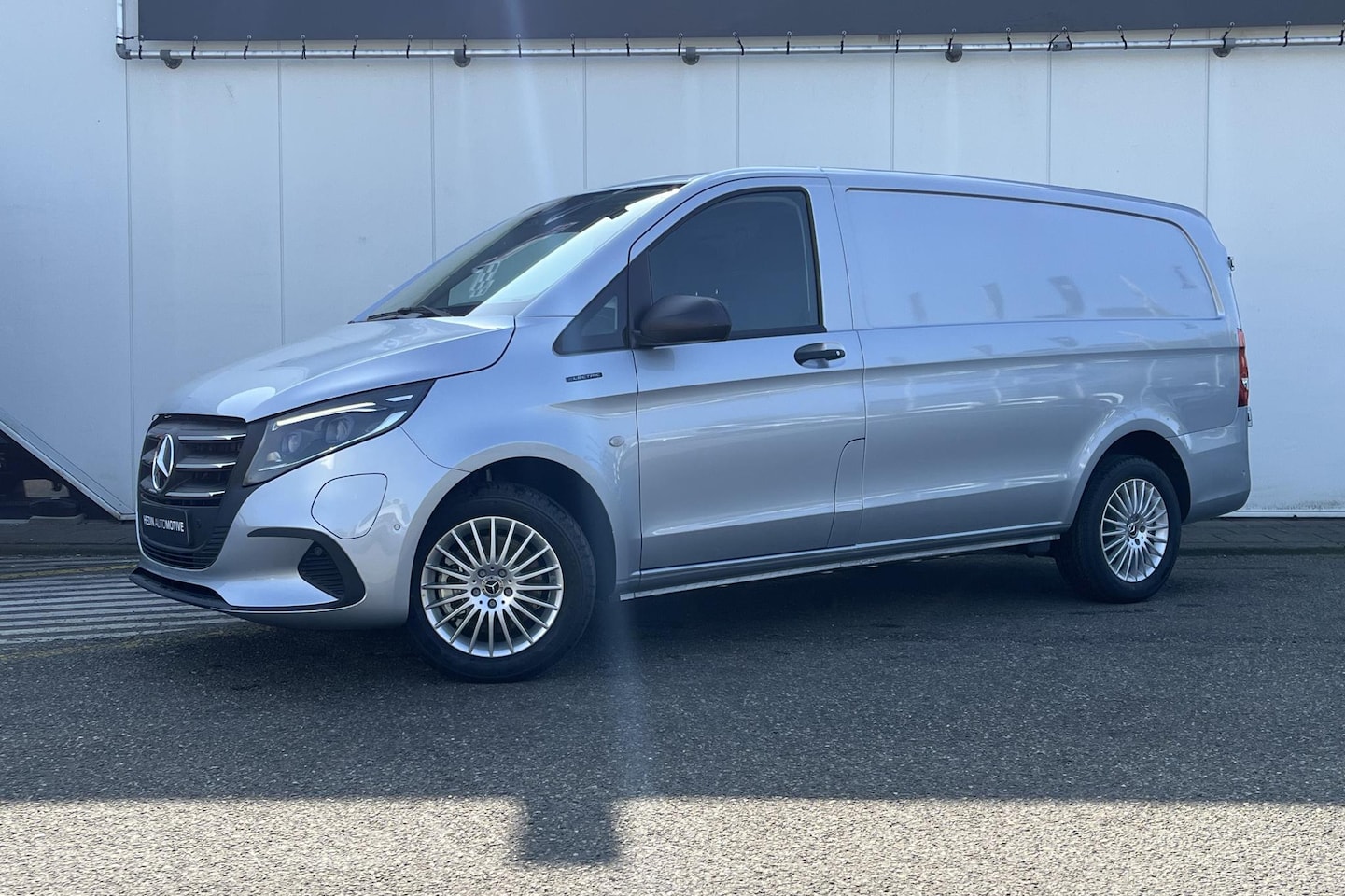 Mercedes-Benz eVito - 112 L2 | Multibeam LED Koplampen | Parkeerpakket met Achteruitrijcamera | Smartphone Integ - AutoWereld.nl