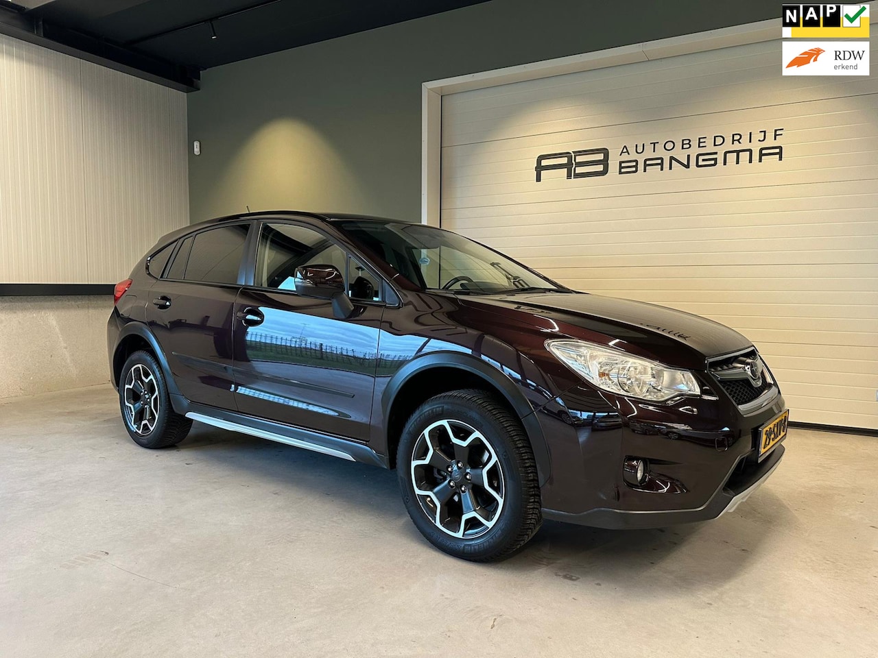 Subaru XV - 2.0i 16v AWD LUXURY PACK/CLIMA AIRCO/TREKHAAK/CRUISECONTROL/LM-VELG/ISOFIX/STOELVERWARMING - AutoWereld.nl