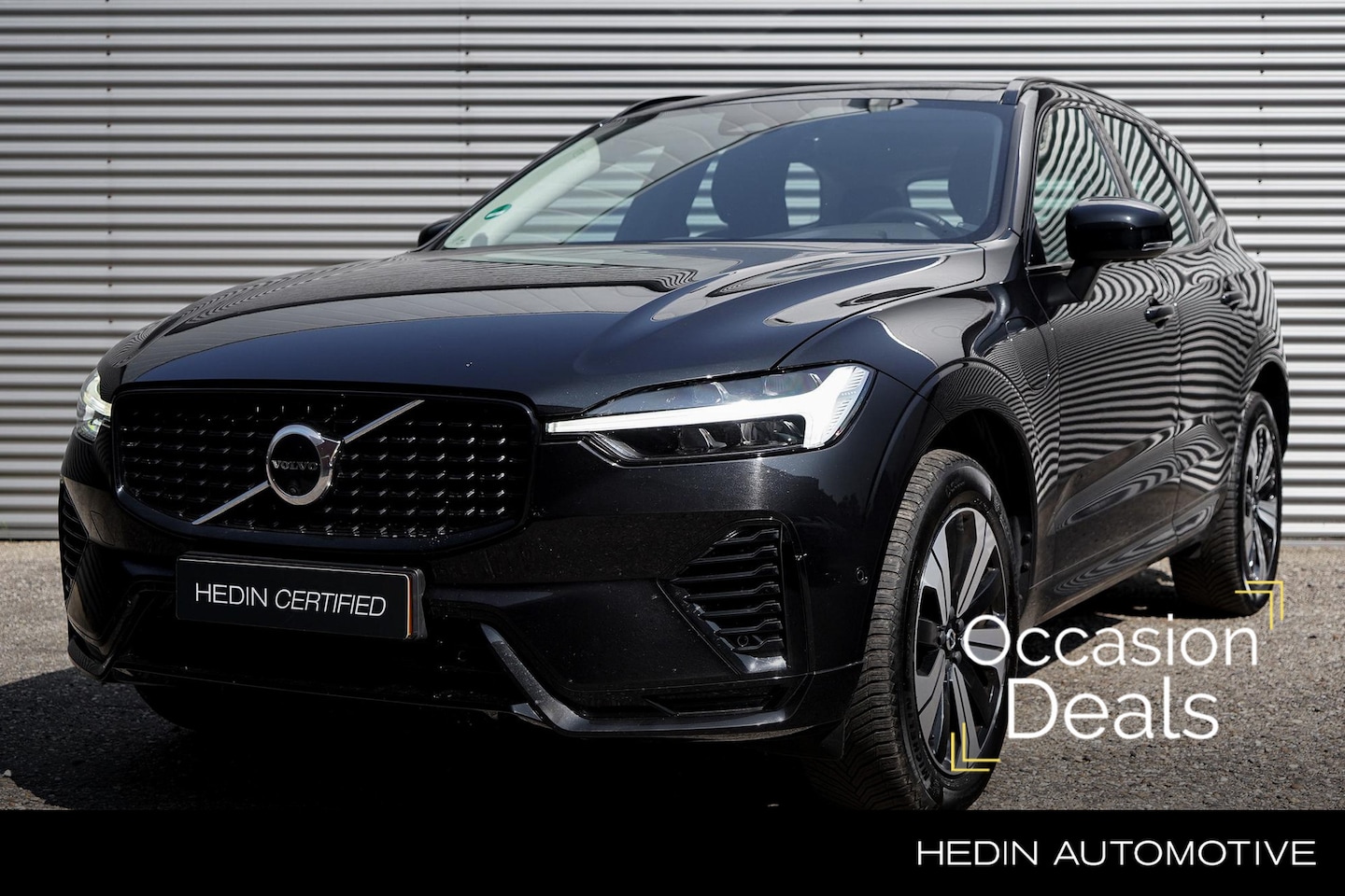 Volvo XC60 - T6 Plug-in hybrid AWD Plus Dark | 2250 kg Trekgewicht | Adaptive Cruise | BLIS | 360 Camer - AutoWereld.nl