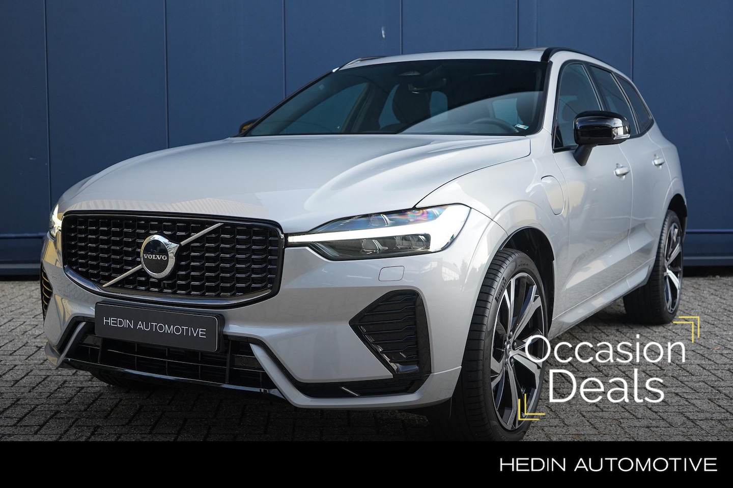 Volvo XC60 - 2.0 T6 Plug-in hybrid AWD Ultimate Dark | 2250 kg Trekgewicht | Nappa Leder Sportstoelen | - AutoWereld.nl