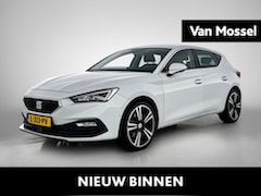 SEAT Leon - 1.5 TSI Style | CAMERA | ADAPTIEF CRUISECONTROL | PARKEERSENSOREN | CLIMATE CONTROL | STUU