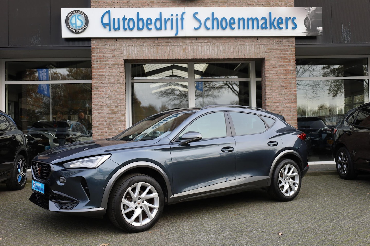 CUPRA Formentor - 1.5 TSI Business Edition CAMERA SFEERVERLICHTING CARPLAY STUUR+STOELVERW. DAB 2xPDC NAVI C - AutoWereld.nl