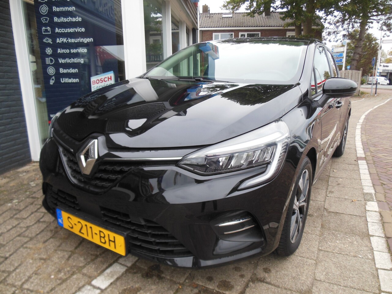 Renault Clio - 1.0 TCe 90 Evolution 12 maanden Bovag garantie carplay/android - AutoWereld.nl