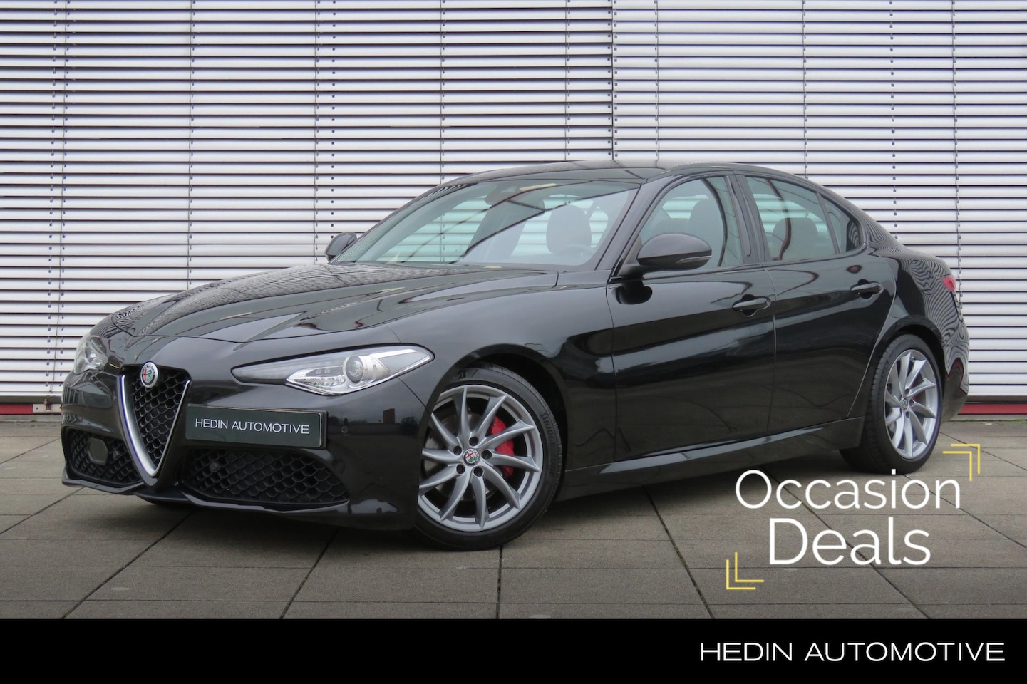Alfa Romeo Giulia - 2.0T Super | Dealeronderhouden | Veloce interieur | DAB | NAV - AutoWereld.nl