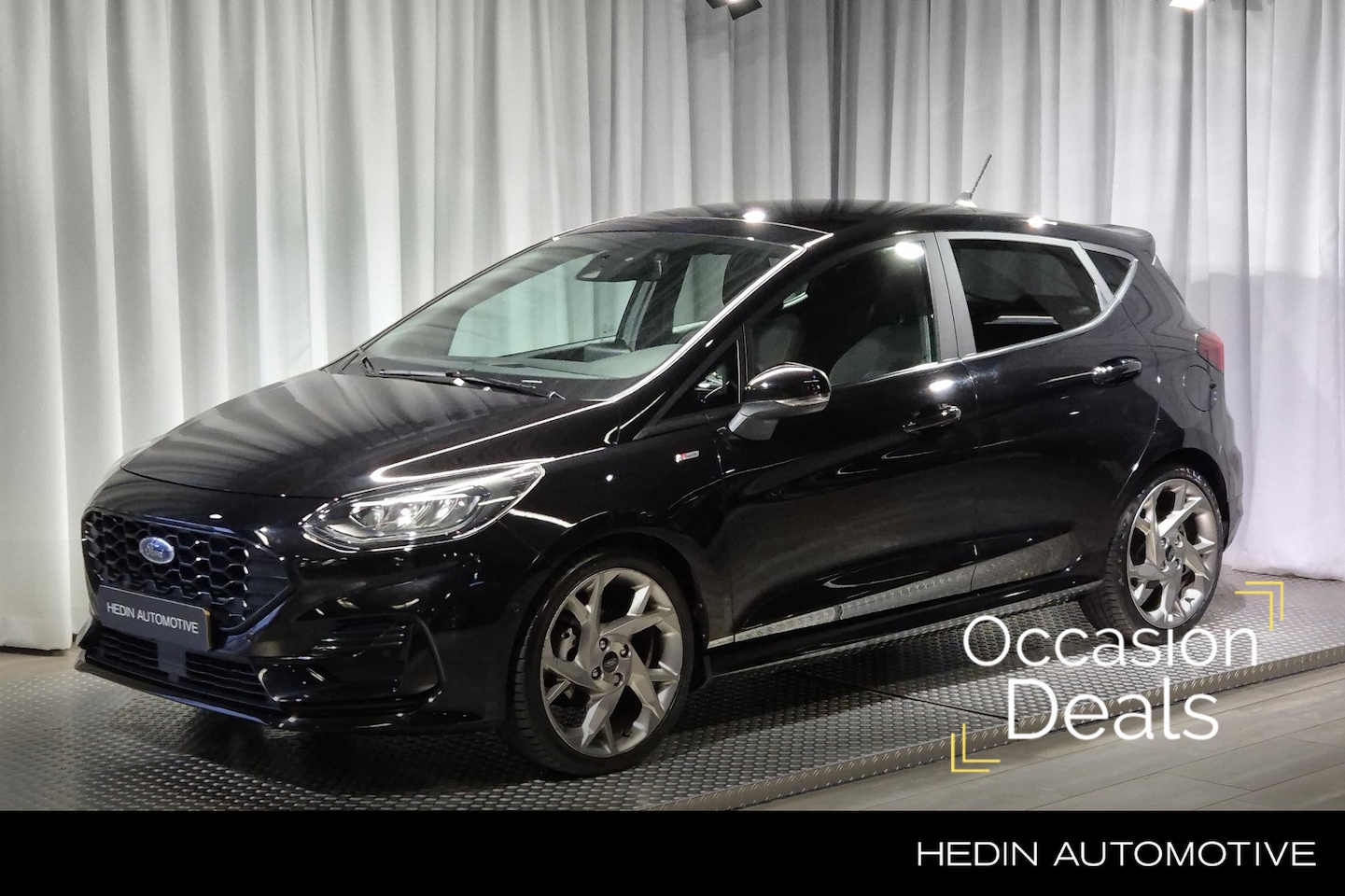 Ford Fiesta - 1.0 EcoBoost Hybrid ST-Line X Panoramadak | 18" | Parking Pack - AutoWereld.nl