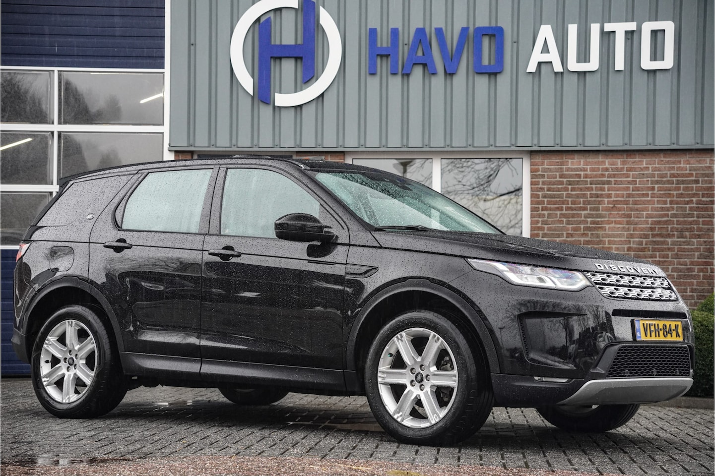Land Rover Discovery Sport - 2.0 D150 R-Dynamic 4X4, TREKHAAK, GRIJS KENTEKEN, NAP - AutoWereld.nl