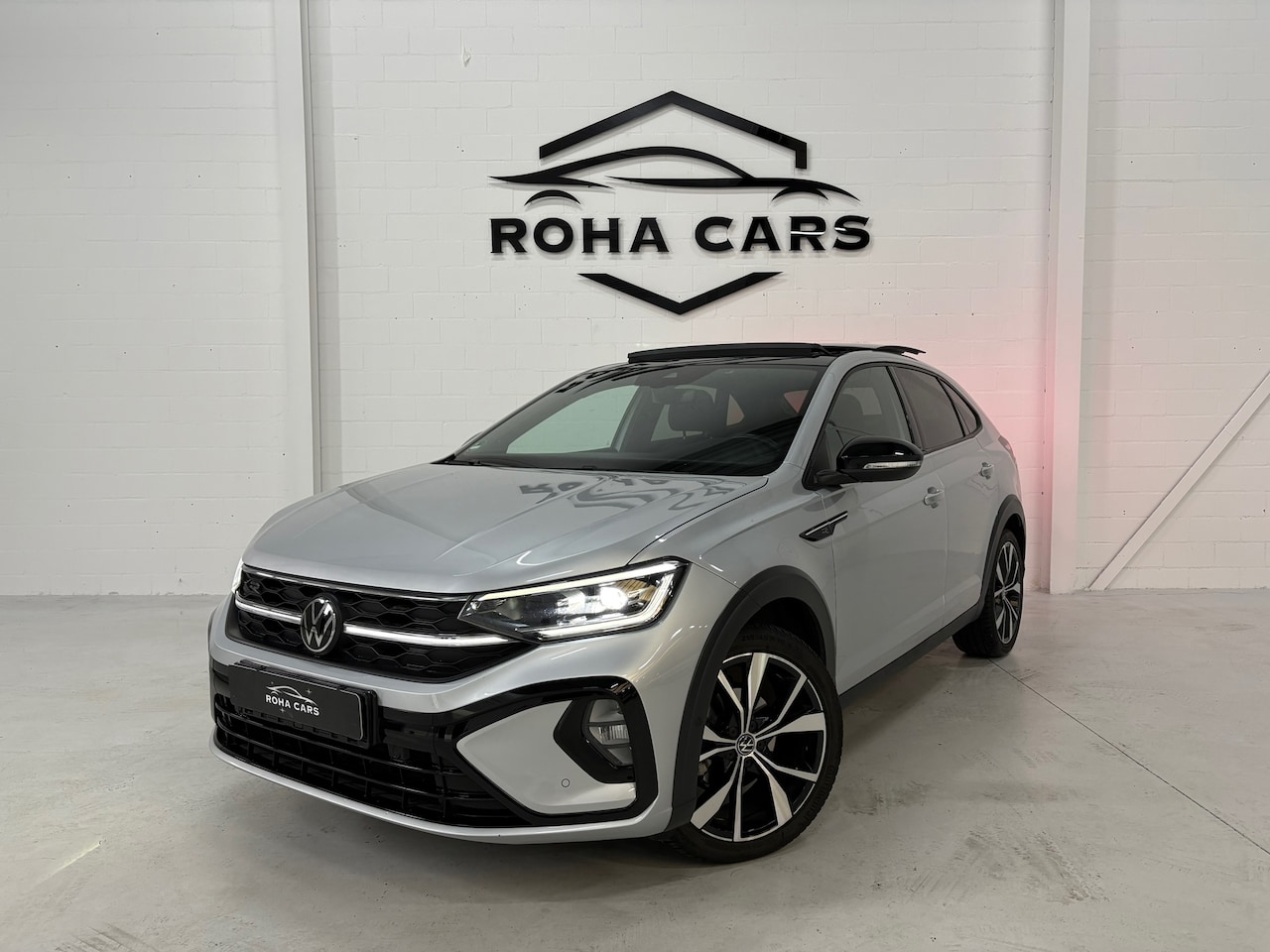 Volkswagen Taigo - 1.5 TSI R-Line 1.5 TSI R-Line, BOMVOL, Pano, Beats audio - AutoWereld.nl