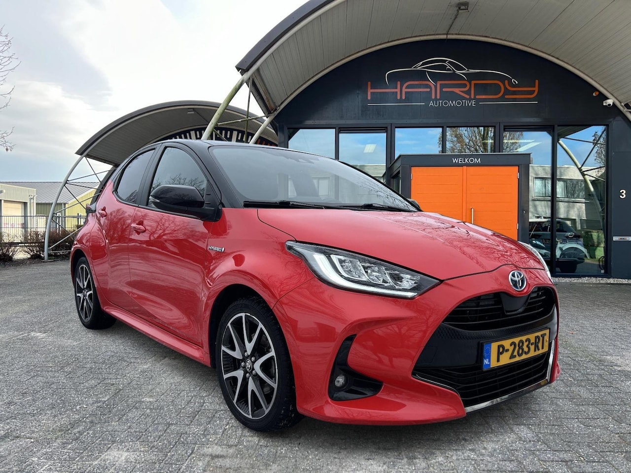 Toyota Yaris - 1.5 Hybrid Launch Edition Dealer Auto Fabrieksgarantie! - AutoWereld.nl