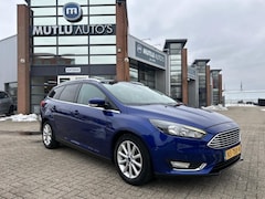 Ford Focus Wagon - 1.0 Titanium stoel/stuurverwmng PDC NAVI Cruise