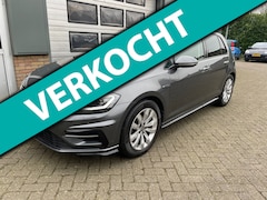 Volkswagen Golf - 1.5 TSI Highline Business R, Automaat