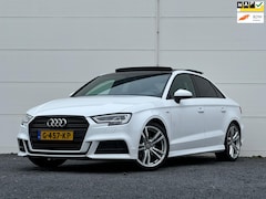 Audi A3 Limousine - 35 TFSI Org NL Pano Virtual 3x S-Line Stoelverwarming Black optic package
