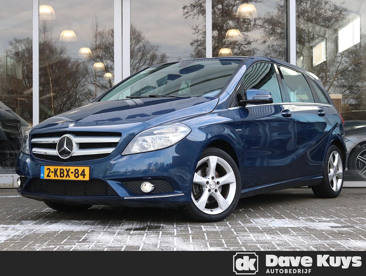 Mercedes-Benz B-klasse - 180 Ambition | Trekhaak | Stoelverwarming - AutoWereld.nl