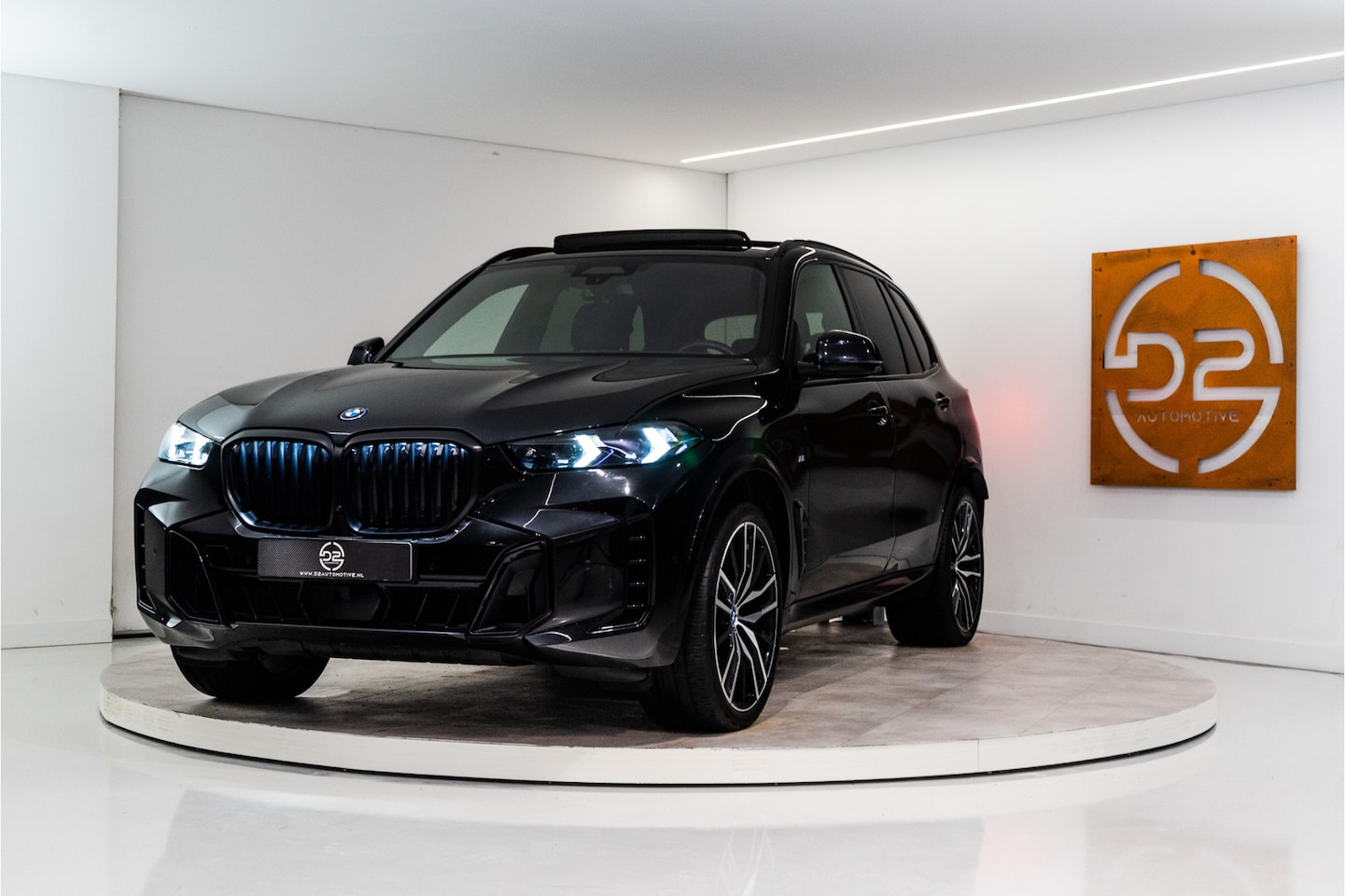 BMW X5 - xDrive50e M-Sport 489PK | Pano | Glow | Trekhaak | Harman/Kardon | Drive Pro | VOL! 12 MND - AutoWereld.nl