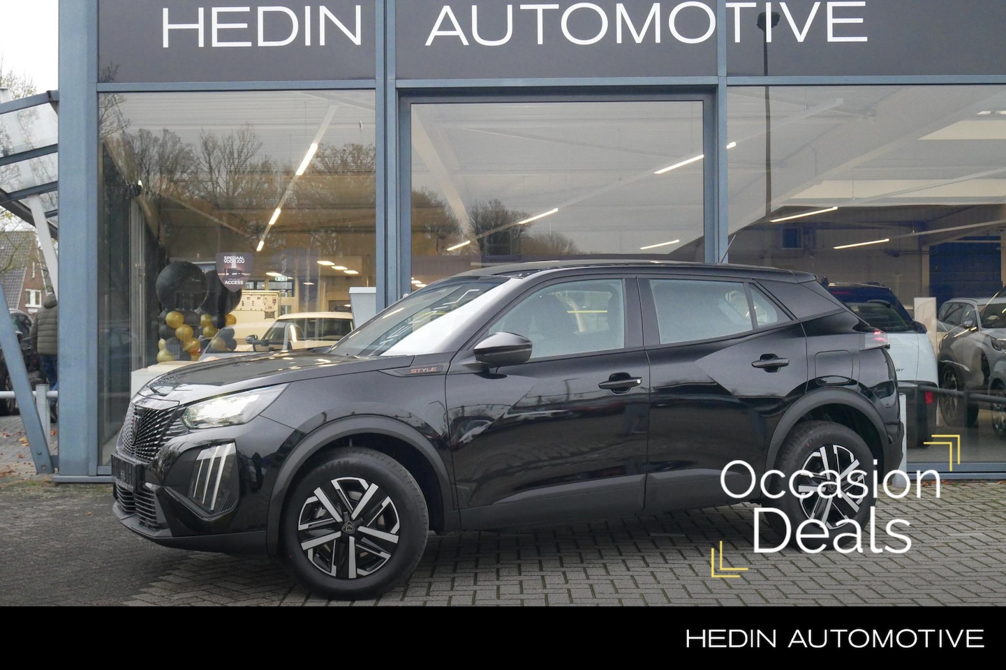 Peugeot 2008 - 1.2 Hybrid 145 Style | Automaat | Cruise Control | Navigatie middels app | Apple Carplay / - AutoWereld.nl