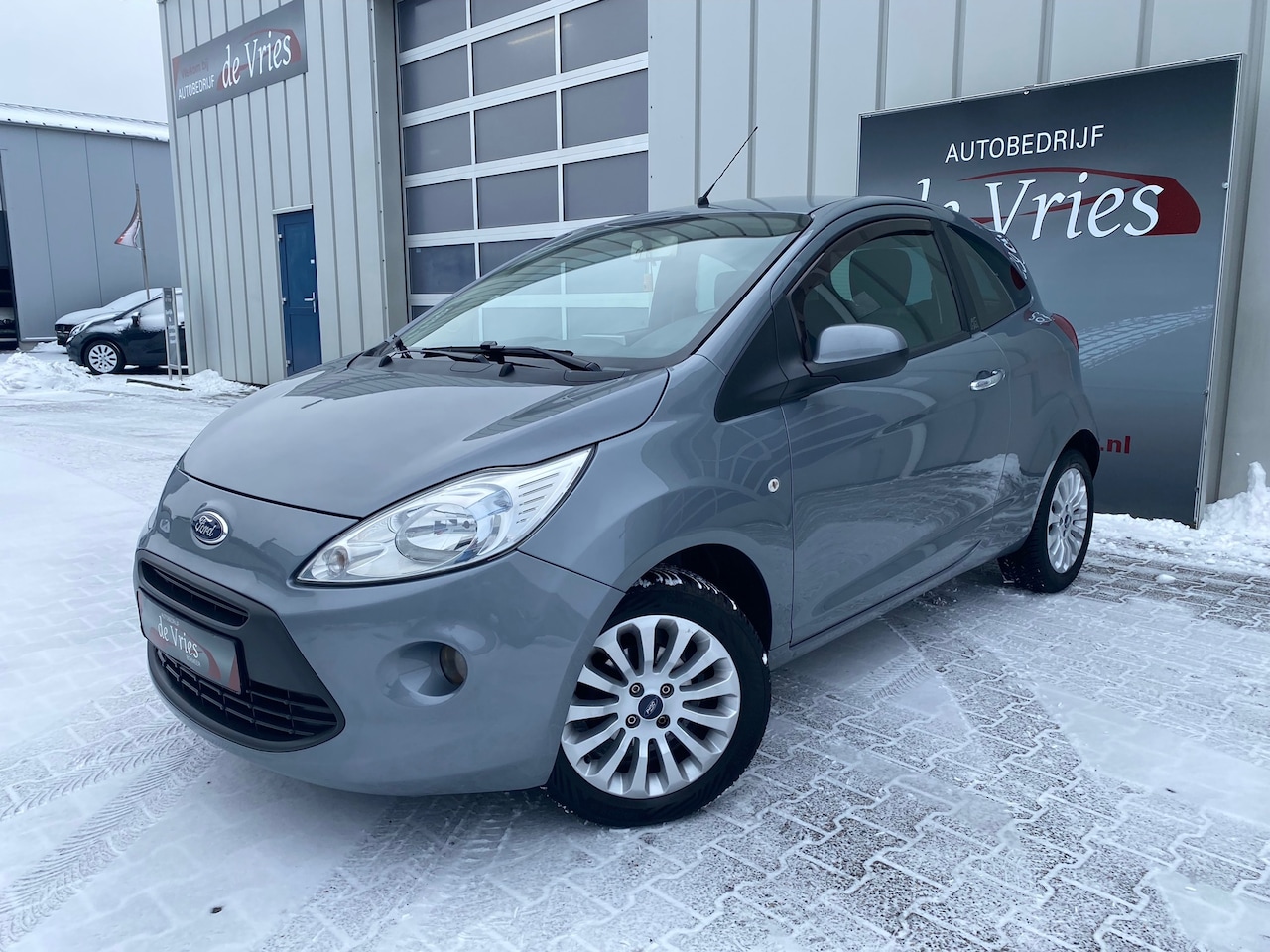 Ford Ka - 1.2 Titanium X / Airco / LMV / Elektr. Pakket - AutoWereld.nl