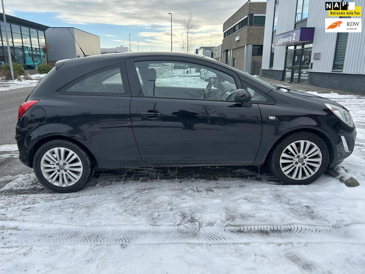 Opel Corsa - 1.2-16V Cosmo 1eEigenaar/Navi/DealerOH - AutoWereld.nl