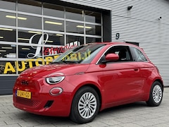 Fiat 500 - Electric -RED Edition 24 kWh - 5500 KM Apple CarPlay / Navigatie I LED I Veiligheid Pakket