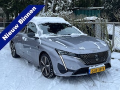 Peugeot 308 SW - 1.2 130pk GT. Panodak, Camera, Navi, Half Leer, 18"LMV, Matrix Led Koplampen