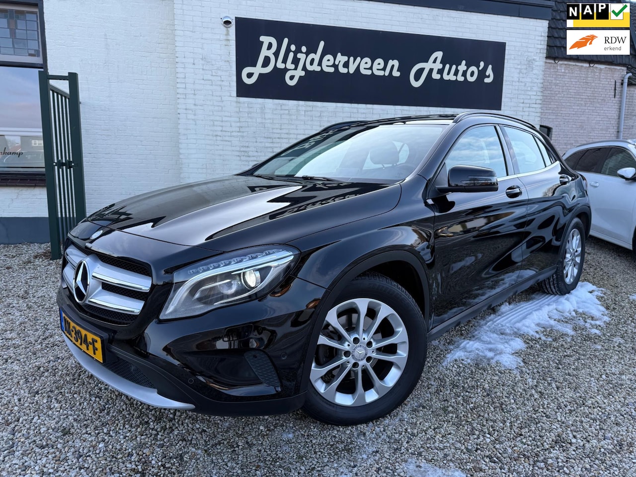 Mercedes-Benz GLA-Klasse - 180 Ambition Automaat | Camera | PanoDak | Org. NL | Leer | Stoel VW - AutoWereld.nl