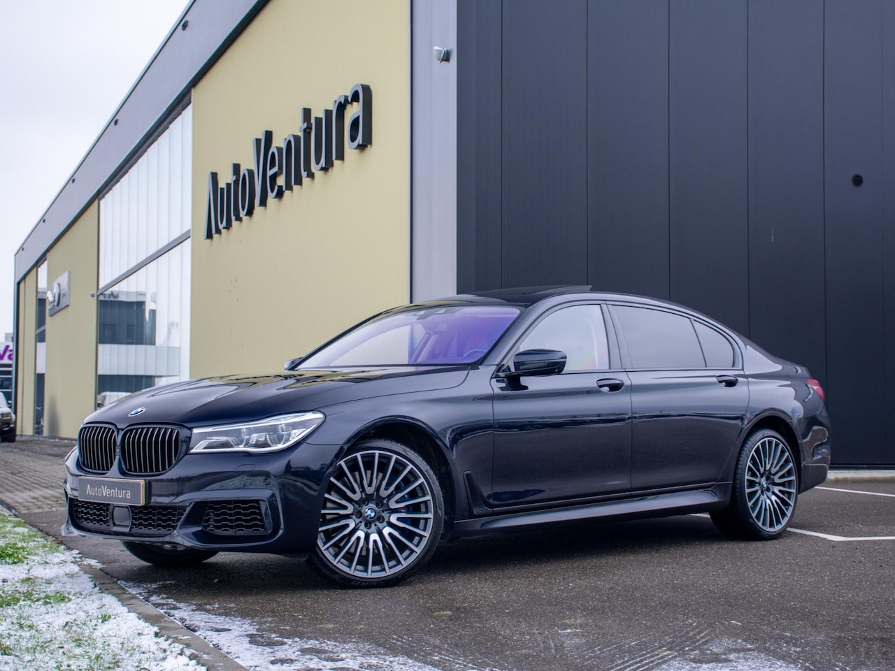BMW 7-serie - M760Li xDrive High Executive l Stoelkoeling l Massage l Softclose l Harman Kardon l Laser - AutoWereld.nl