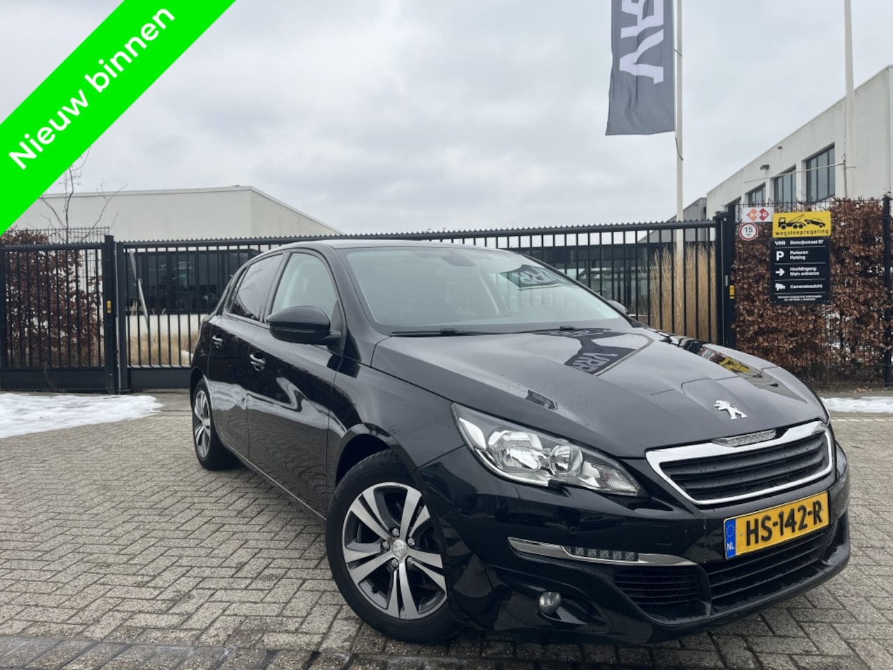 Peugeot 308 - 1.6 BlueHDi achteruitrijcamera Panoramadak - AutoWereld.nl
