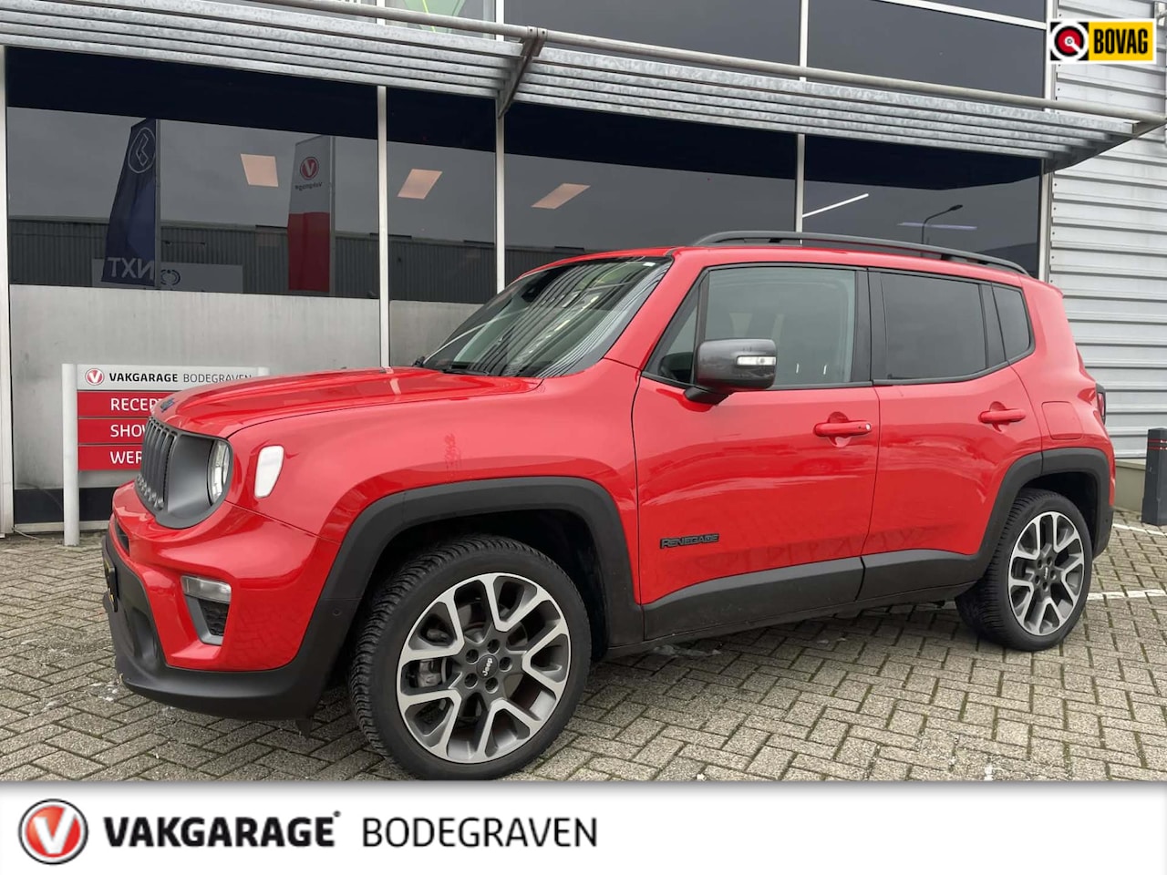Jeep Renegade - 4xe 240 Plug-in Hybrid Electric S 4xe 240 Plug-in Hybrid Electric S - AutoWereld.nl