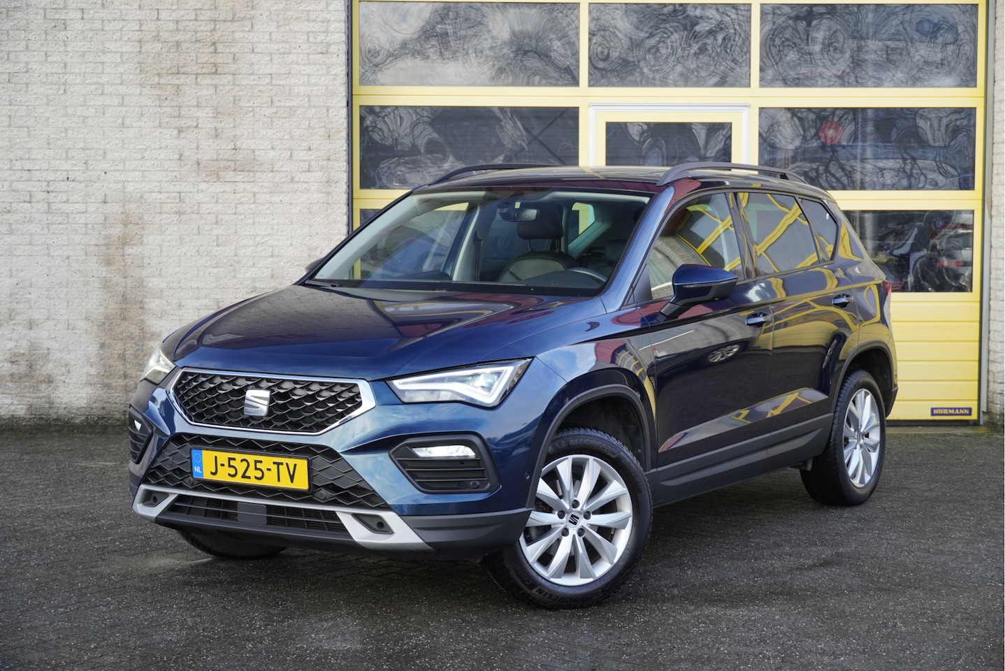 SEAT Ateca - 1.5 TSI 150PK! Style Business Intense BJ2020 Lmv 17" | Led V+A | Pdc | Navi | Panoramadak - AutoWereld.nl