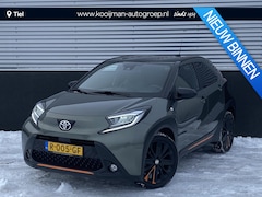 Toyota Aygo X - 1.0 VVT-i MT Limited Navigatie Apple CarPlay/Android Auto, achteruitrij camera, parkeersen