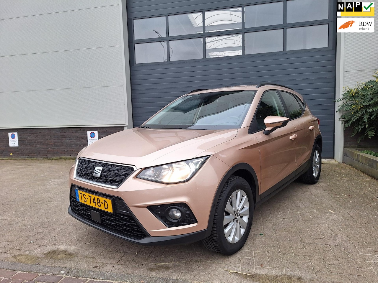 SEAT Arona - | 1.0 TSI Style Business Intense | Apple Carplay | Achterruit rijcamera | Keyless go & sta - AutoWereld.nl