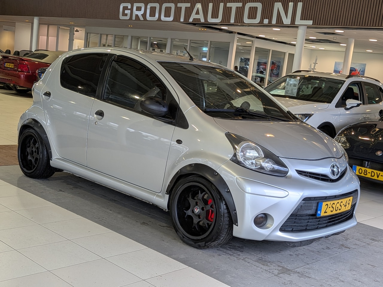 Toyota Aygo - 1.0 VVT-i Now 5 Deurs, Airco, Stuurbekrachtiging - AutoWereld.nl