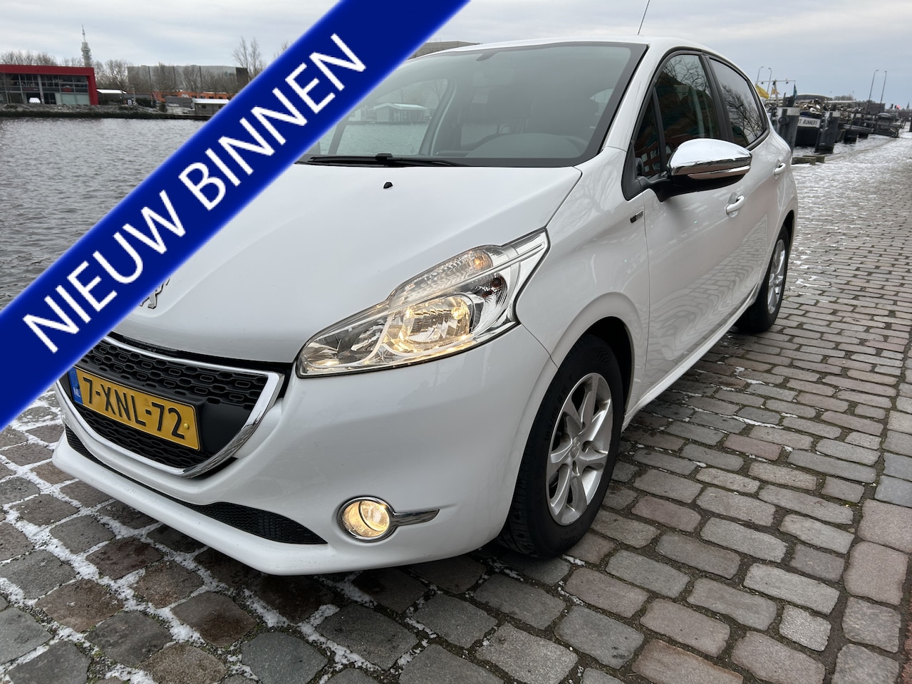 Peugeot 208 - 1.2 VTi Style 5 drs airco/ecc riem reeds vervangen - AutoWereld.nl