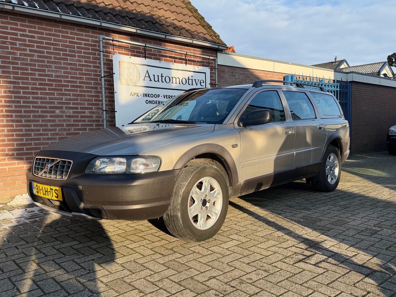 VOLVO V70