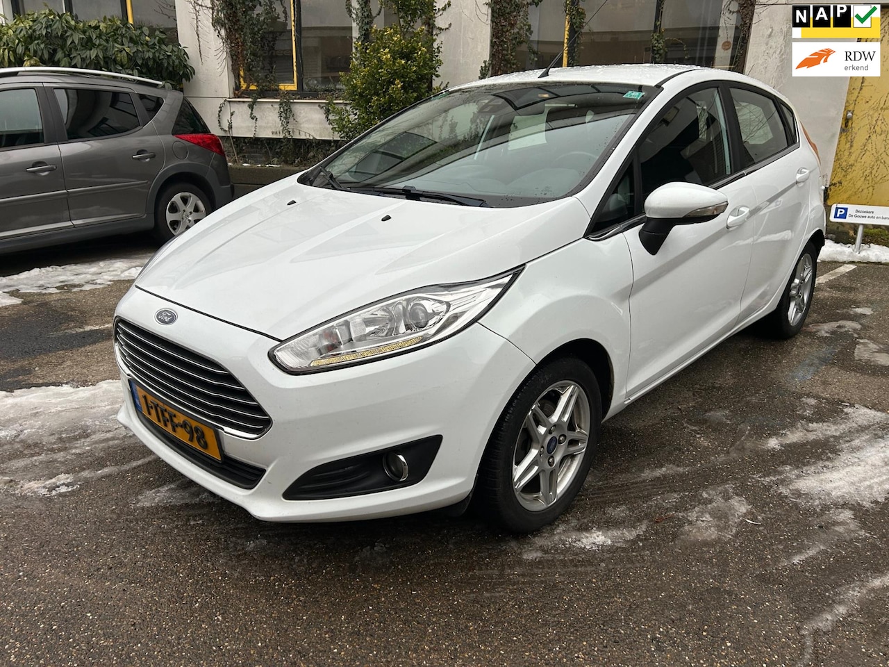Ford Fiesta - 1.0 EcoBoost Titanium / Nw APK / Airco / Goed onderhouden - AutoWereld.nl