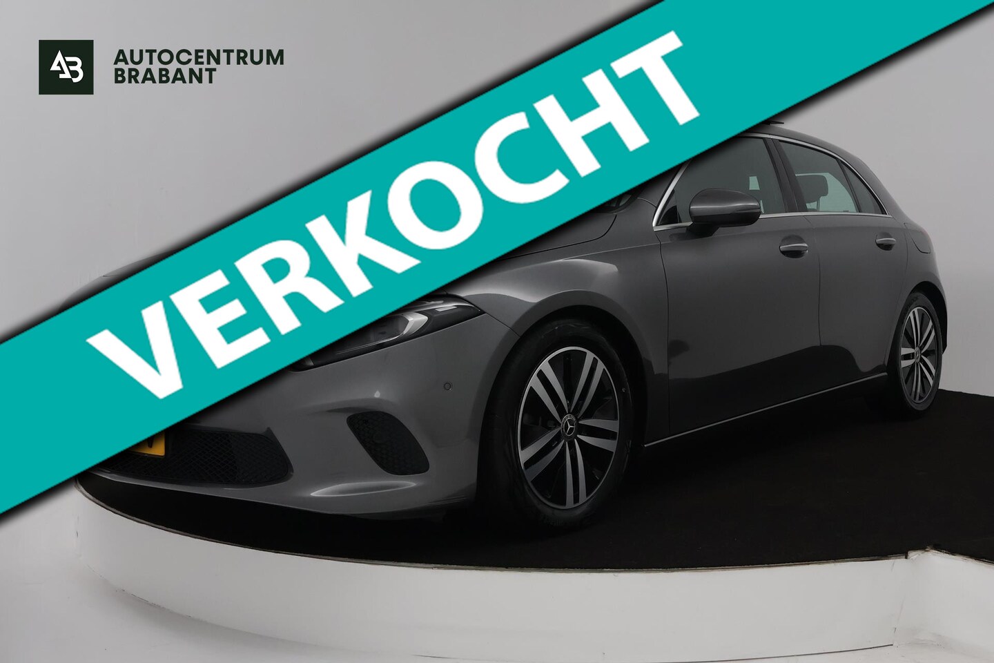 Mercedes-Benz A-klasse - 180 Business Solution Luxury (PANORAMADAK, TREKHAAK, STOELVERWARMING, ELEKTR STOELEN, SFEE - AutoWereld.nl