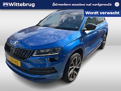 Skoda Karoq - 1.5 TSI ACT Sportline Business / Digitaal dashboard / Navigatie / trekhaak / Camera / Park