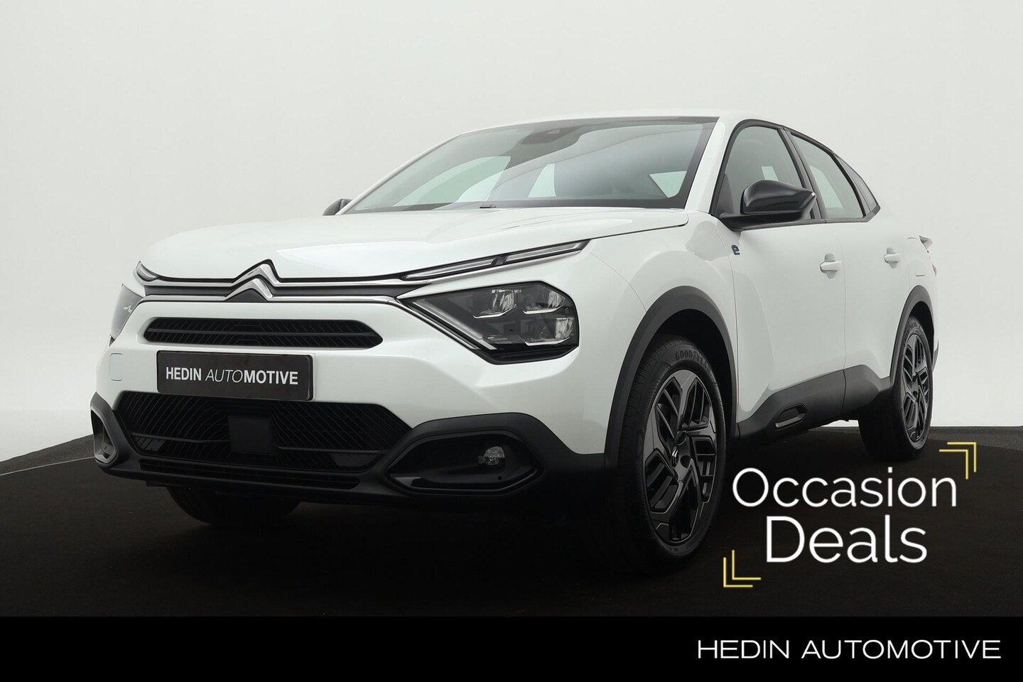 Citroën Ë-C4 X - Feel Pack 50 kWh | Navigatie | Camera |  Stoelverwarming | Full LED | PDC | LMV 18 inch - AutoWereld.nl