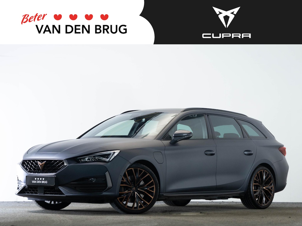 CUPRA Leon Sportstourer - 1.4 e-Hybrid 245PK VZ | Trekhaak | Achteruitrijcamera | Stoel -& Stuurwielverwarming | Ada - AutoWereld.nl