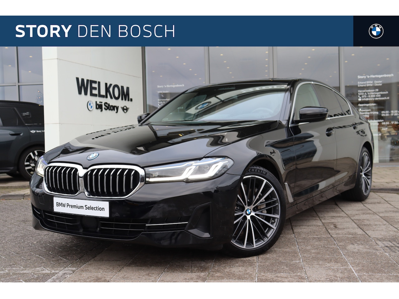 BMW 5-serie - 545e xDrive High Executive Automaat / Schuif-kanteldak / Laserlight / Achteruitrijcamera / - AutoWereld.nl