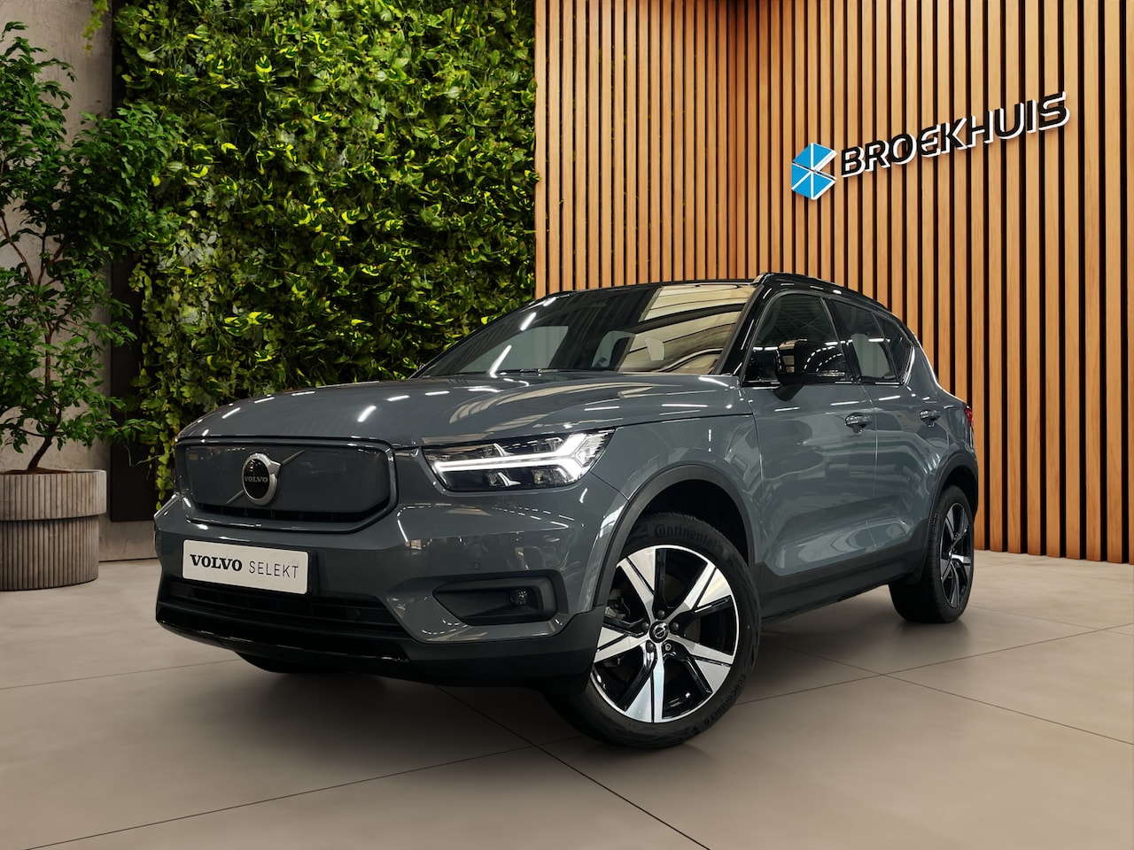 Volvo XC40 - Recharge P8 AWD R-Design Leder Stoel/stuurverwarming - AutoWereld.nl
