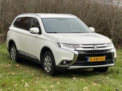 Mitsubishi Outlander - 2.0/Climate/Pdc/Cruise/Apple car play