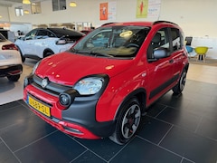Fiat Panda - 1.0 70 pk Hybrid City Cross | Airco | Bluetooth | All season banden | Parkeersensoren