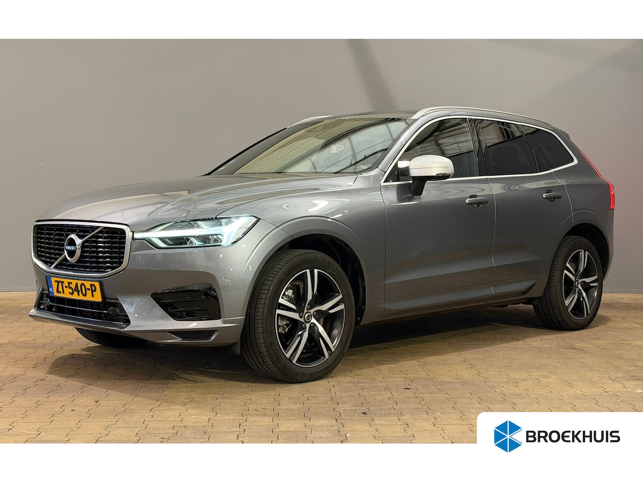 Volvo XC60 - 2.0 T4 R-Design Polestar Engineered | Navigatie | Stoelverwarming | Trekhaak | Climate | | - AutoWereld.nl